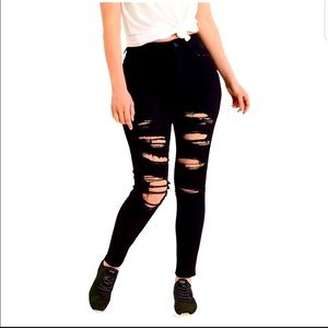 American Eagle NE(X)T Level Stretch Black High Rise Destroyed Skinny Jeggings.